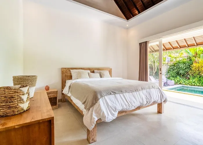 别墅 Jungle Amaranth - Exclusive 3br Retreat With Pool, Modern Amenities And Location 坎古