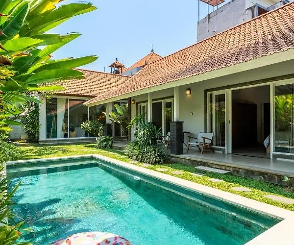 Jungle Amaranth - Exclusive 3br Retreat With Pool, Modern Amenities And Location *