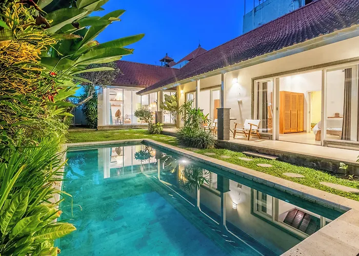 Jungle Amaranth - Exclusive 3br Retreat With Pool, Modern Amenities And Location チャングー