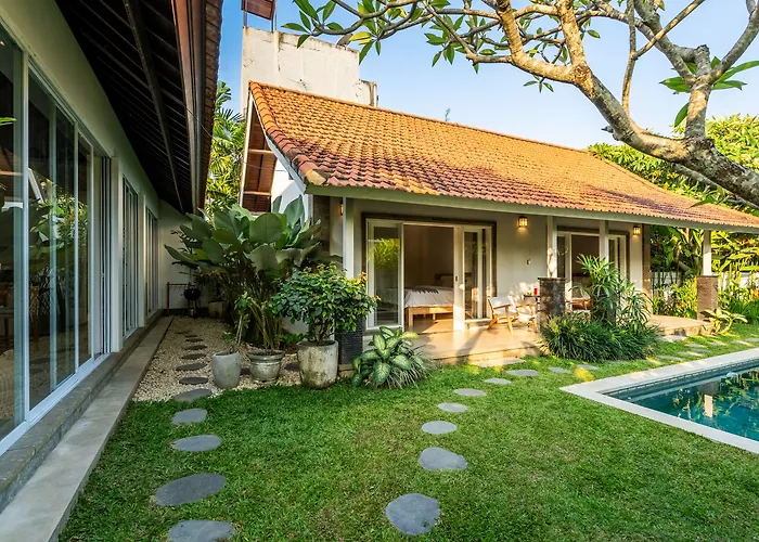 Villa Jungle Amaranth - Exclusive 3br Retreat With Pool, Modern Amenities And Location Canggu
